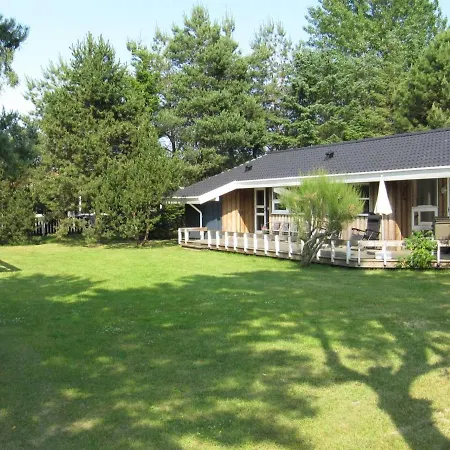 Fatlinda - 1km From The Sea In Lolland- Falster And Mon By Interhome Bøtø By