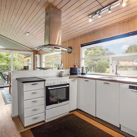 Fatlinda - 1km From The Sea In Lolland- Falster And Mon By Interhome Bøtø By