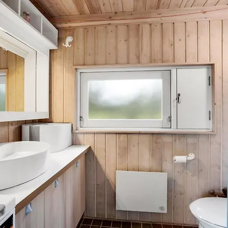 Fatlinda - 1km From The Sea By Interhome * Bøtø By