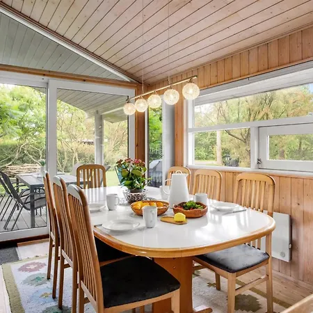 Fatlinda - 1km From The Sea By Interhome * Bøtø By