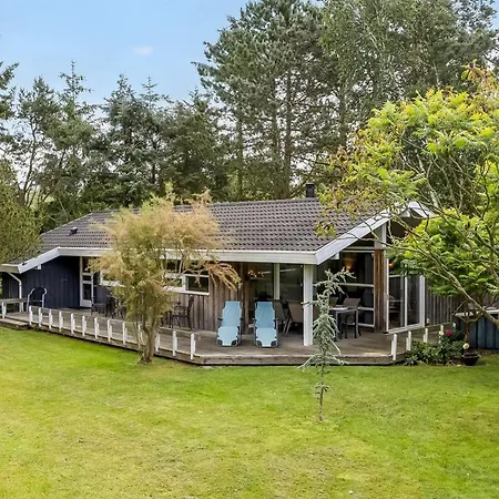 Casa de Férias Fatlinda - 1km From The Sea By Interhome Bøtø By