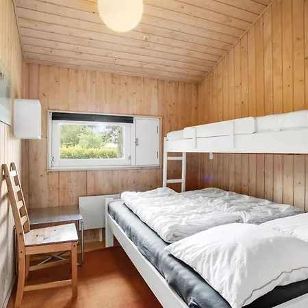 Casa de Férias Fatlinda - 1km From The Sea By Interhome